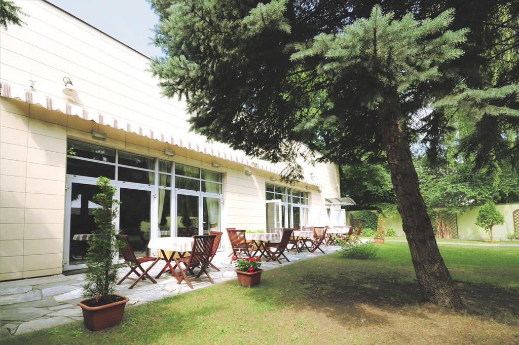 Rezydencja Belweder Klonowa Bed and Breakfast Βαρσοβία Εξωτερικό φωτογραφία